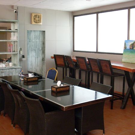 The Taksim Patong Beach Hotel 외부 사진
