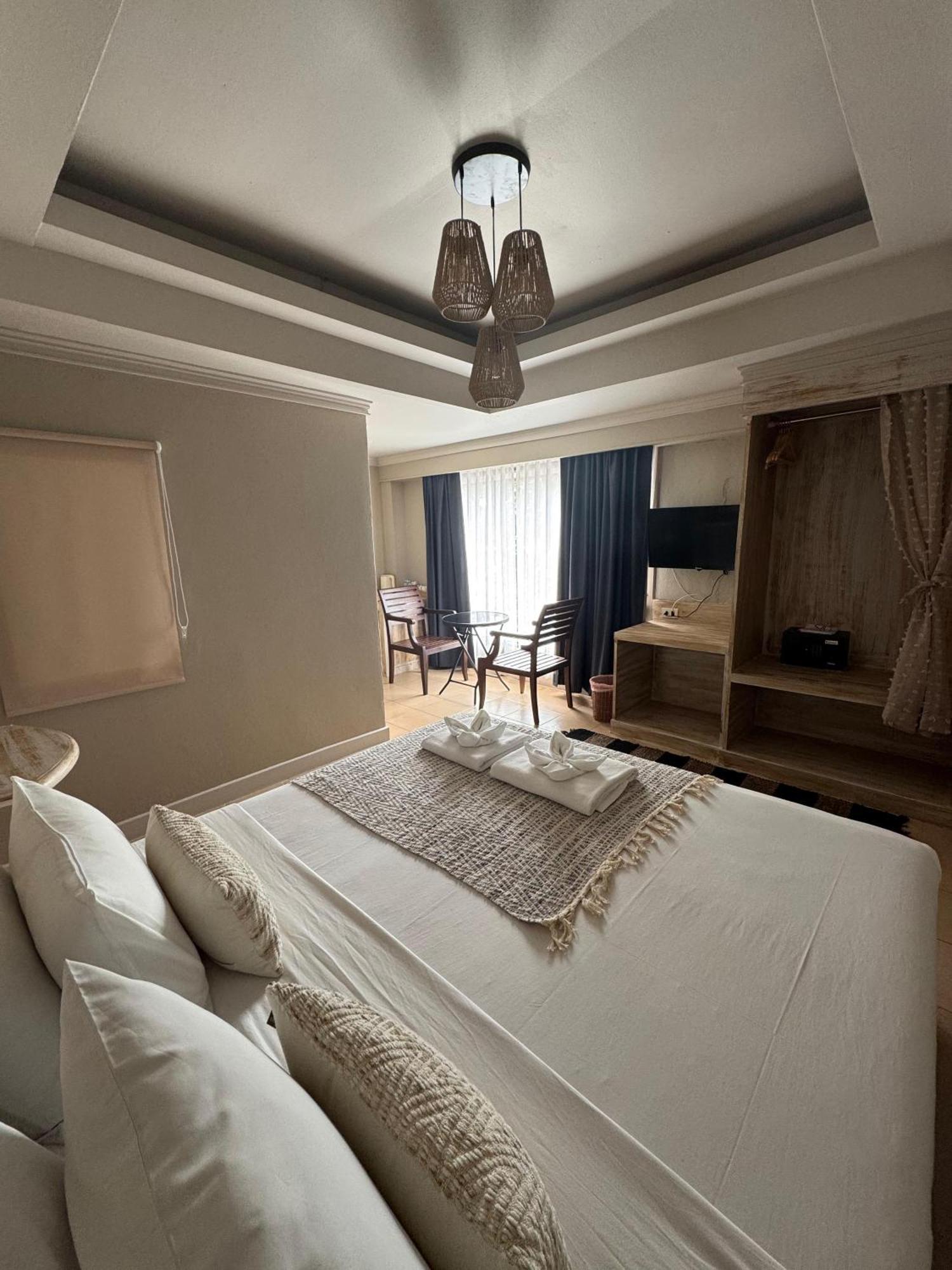 The Taksim Patong Beach Hotel 외부 사진