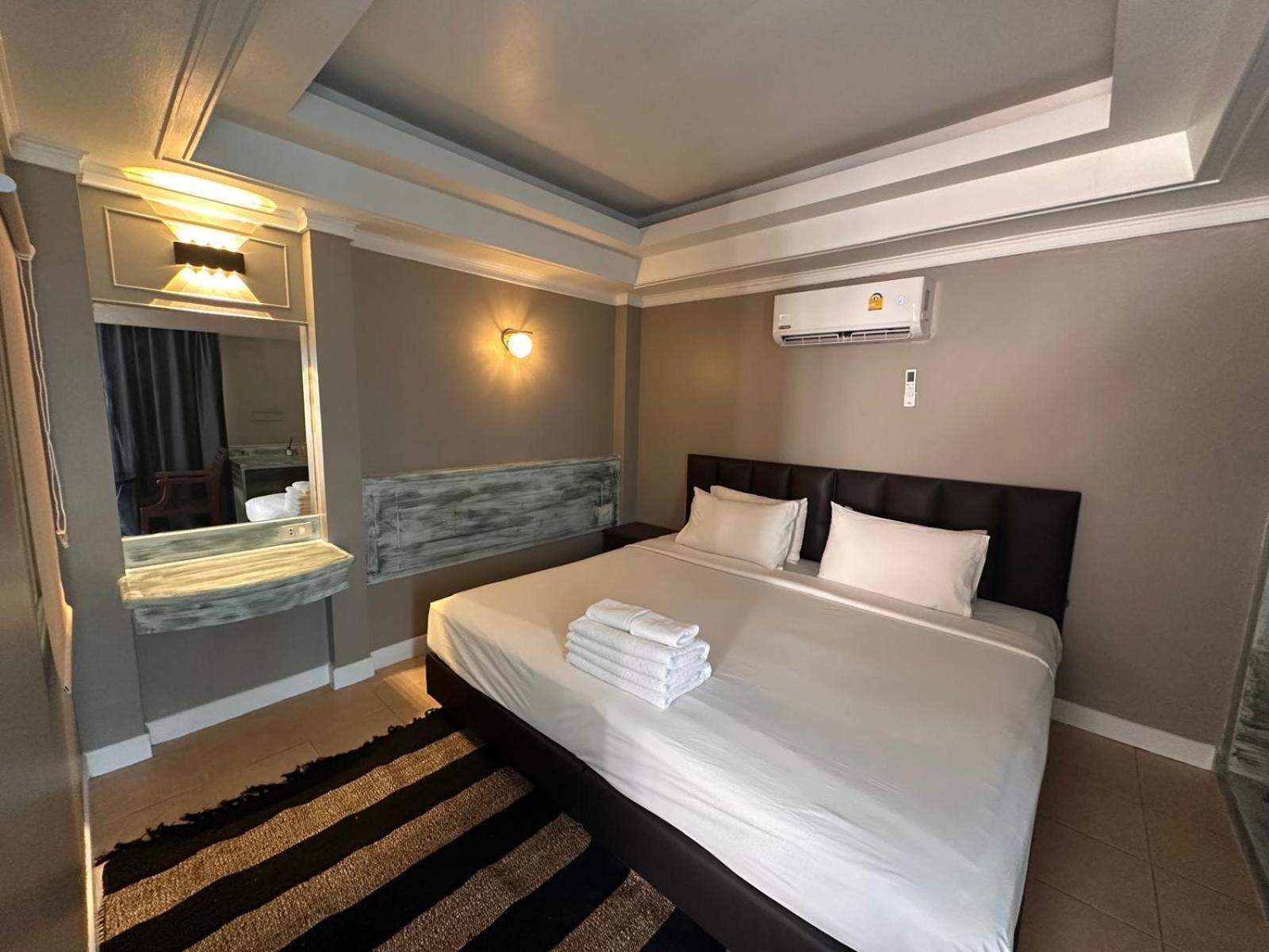 The Taksim Patong Beach Hotel 외부 사진